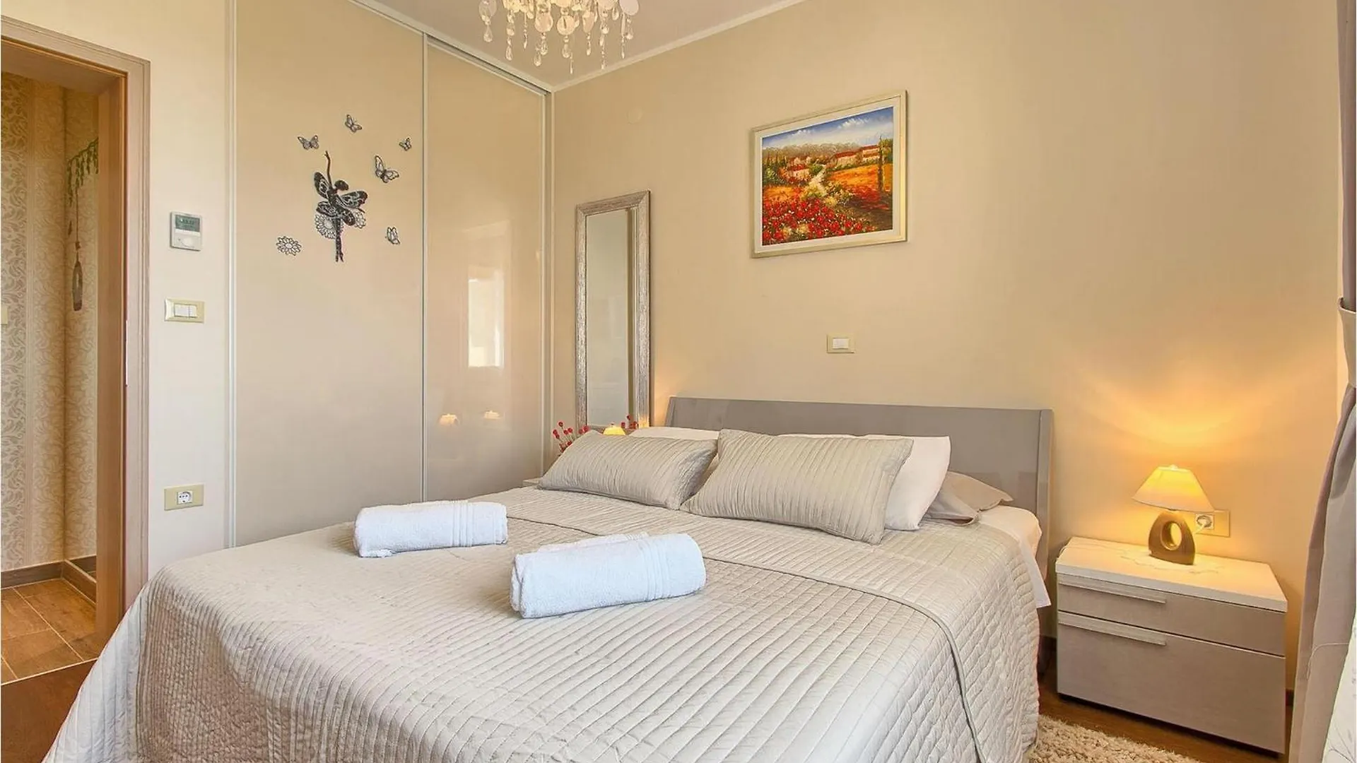 Villa Evelyn Pula Holiday home